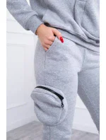 Izolovaná sada s ozdobnou kapsou šedá