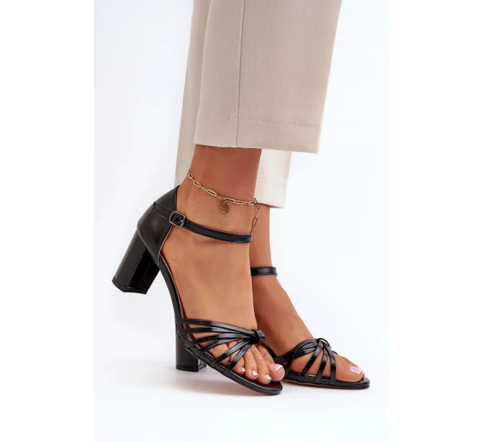 Sandály na podpatku 24SD98-6765 černé - Step in style