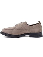 Dámské béžové semišové polobotky model 22343130 - VINCEZA Dámské béžové semišové polobotky model 22343130 - VINCEZA