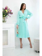 Šaty se lemem světle mátová model 20892529 - K-Fashion Šaty se lemem světle mátová model 20892529 - K-Fashion