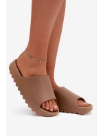 Dámské pantofle na platformě hnědé Olyria