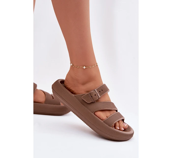 Pěnové dámské pantofle s pásky a sponou Big Star model 22100713 hnědé - Big Star Shoes