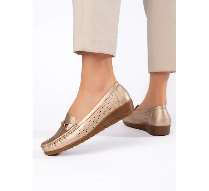 Komfortní dámské zlaté  mokasíny bez podpatku