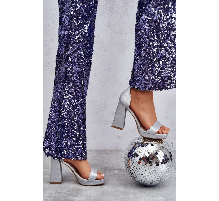 Lesklé Sandály Na Mohutném Podpatku Stříbrné Calmi Lesklé Sandály Na Mohutném Podpatku Stříbrné Calmi