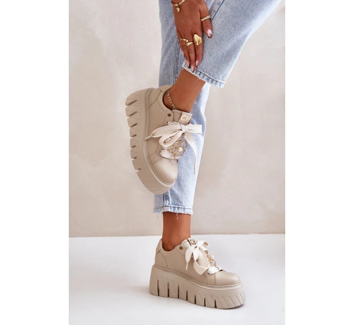 Dámské tenisky na masivní podrážce se zlatou ozdobou model 21672483 Béžové - CheBello