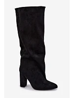 Černé elegantní kozačky na podpatku model 22349465 - Boto