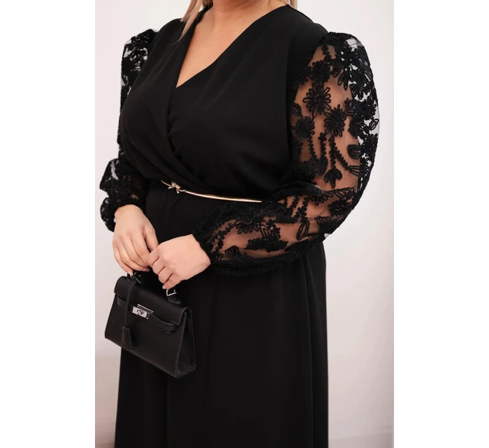 Dámská plus size šaty z viskózy s překládaným výstřihem černá Dámská plus size šaty z viskózy s překládaným výstřihem černá