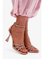 Sandály na podpatku  model 226513 Step in style