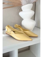 Lakované baleríny s přezkou Žluté model 21834846 - Boto Lakované baleríny s přezkou Žluté model 21834846 - Boto