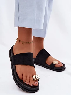 Dámské Pantofle Černé se Zlatým Detalem model 22122586 - Boto