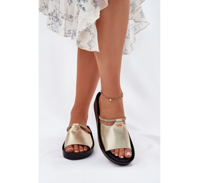 Kožené Dámské Pantofle S Dekorativním Páskem model 21698297 Zlaté - S.Barski