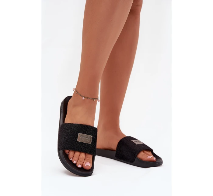 Dámské Pantofle Na Pěnové Podešvi S Kožešinou Big Star SS274716 Černé Dámské Pantofle Na Pěnové Podešvi S Kožešinou Big Star SS274716 Černé