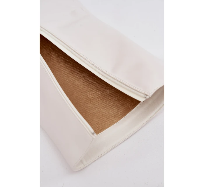 Zateplené kozačky na jehlovém podpatku s ohrnutým svrškem bílé model 21704872 - Boto Zateplené kozačky na jehlovém podpatku s ohrnutým svrškem bílé model 21704872 - Boto