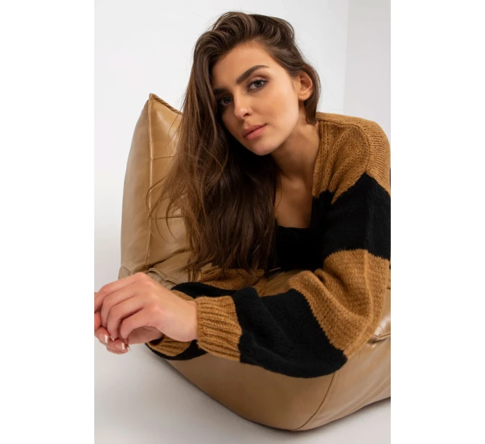 Svetr na zapínání model 170741 Och Bella Svetr na zapínání model 170741 Och Bella