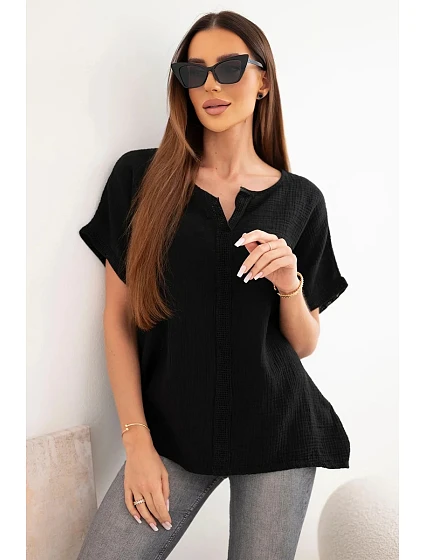 Dámská bavlněná oversize halenka s výstřihem do V a krajkou černá Dámská bavlněná oversize halenka s výstřihem do V a krajkou černá