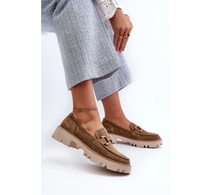 Dámské semišové mokasíny s ozdobou D&A TW117 hnědé Dámské semišové mokasíny s ozdobou D&A TW117 hnědé