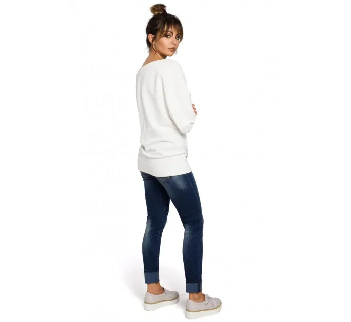 model 18001680 Halenka v nadměrné velikosti se zavinovacími detaily ecru barva - BeWear