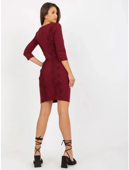 Dámské šaty LK SK model 20849714 vínové - FPrice Dámské šaty LK SK model 20849714 vínové - FPrice