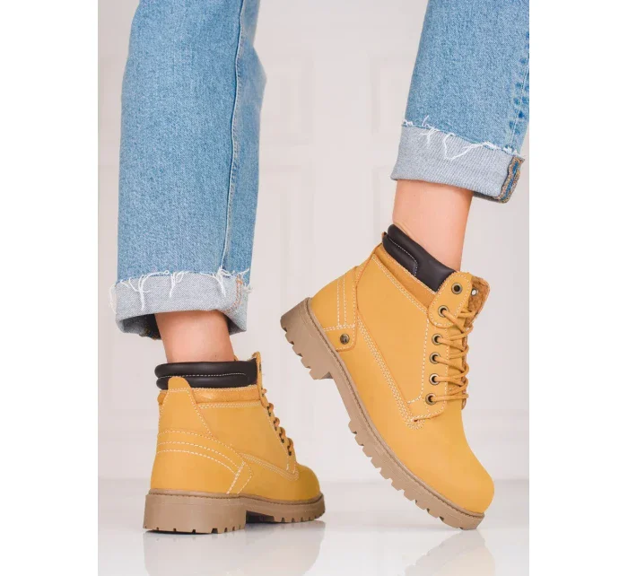 Luxusní dámské hnědé  kotníčkové boty na plochém podpatku