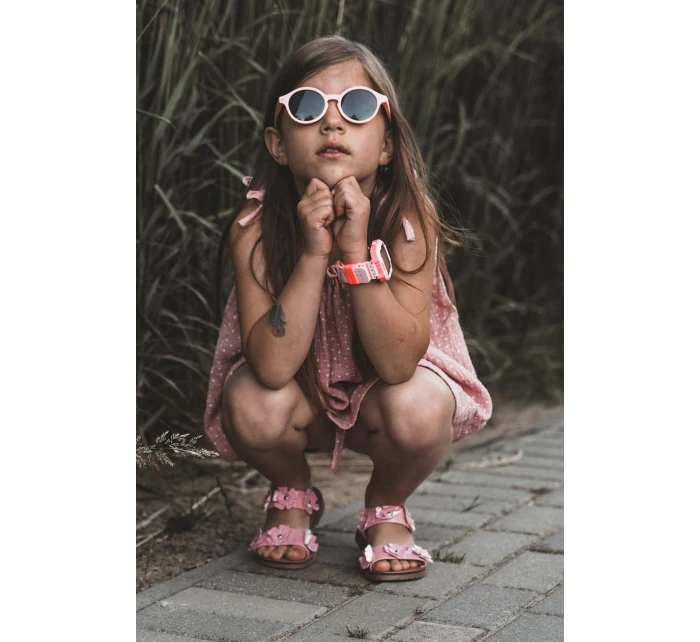 Lakýrované dětské sandálky ozdobené květy Růžové Tinette