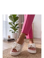 Klapky na platformě model 227261 Solea