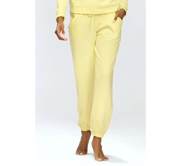 Dkaren Venezia barva:žlutá