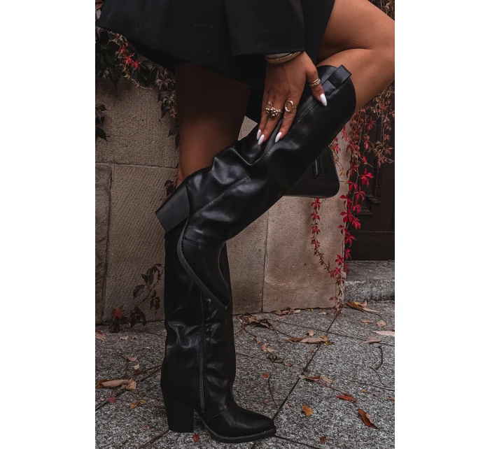 Dámské zateplené kovbojské kozačky na sloupkovém podpatku Mavine – černé Dámské zateplené kovbojské kozačky na sloupkovém podpatku Mavine – černé