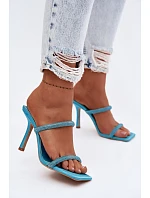 Dámské sandály na podpatku zdobené kamínky modré Vittoria Dámské sandály na podpatku zdobené kamínky modré Vittoria