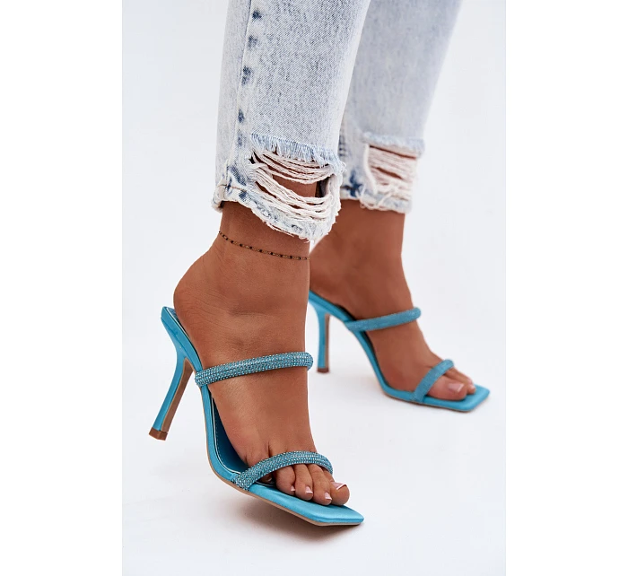 Dámské sandály na podpatku zdobené kamínky modré Vittoria Dámské sandály na podpatku zdobené kamínky modré Vittoria