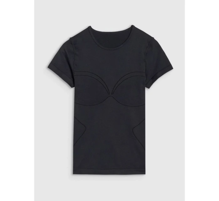 Dámské rychleschnoucí tričko na jógu a model 21815470 - 4F Dámské rychleschnoucí tričko na jógu a model 21815470 - 4F