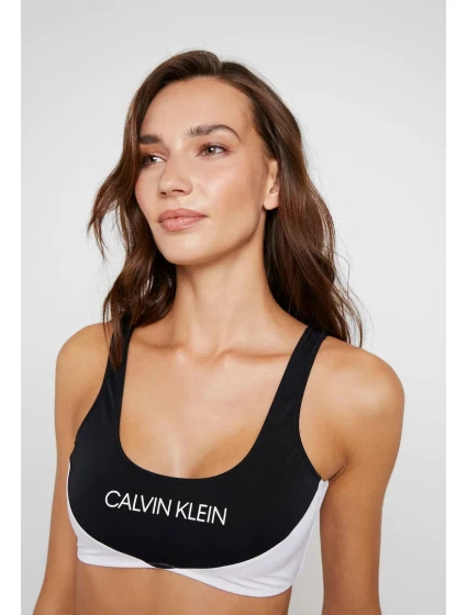 Vrchní díl plavek model 19533321 černobílá - Calvin Klein Vrchní díl plavek model 19533321 černobílá - Calvin Klein