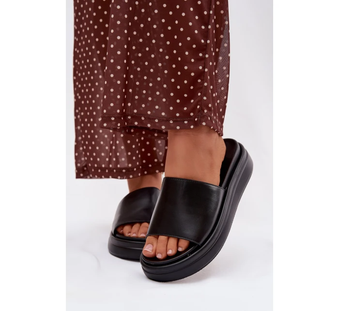 Dámské nazouváky na platformě Černé model 21918978 - Boto