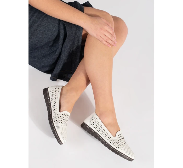 Krásné dámské  polobotky bílé bez podpatku