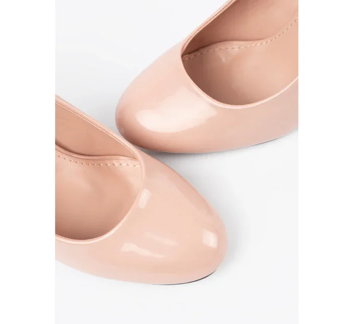 Krásné  lodičky Jasnobeżowy dámské na širokém podpatku