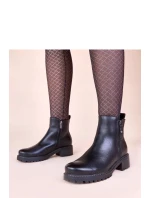 Boty na podpatku model 221011 Solea Boty na podpatku model 221011 Solea