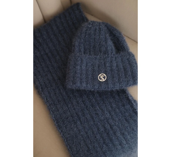 Dámská souprava čepice a dlouhý šátek z měkké příze jeansový Dámská souprava čepice a dlouhý šátek z měkké příze jeansový