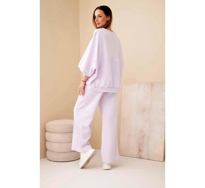 Dámský souprava viskózová máslo s širokou nohavicí a volnou blůzou světle fialový