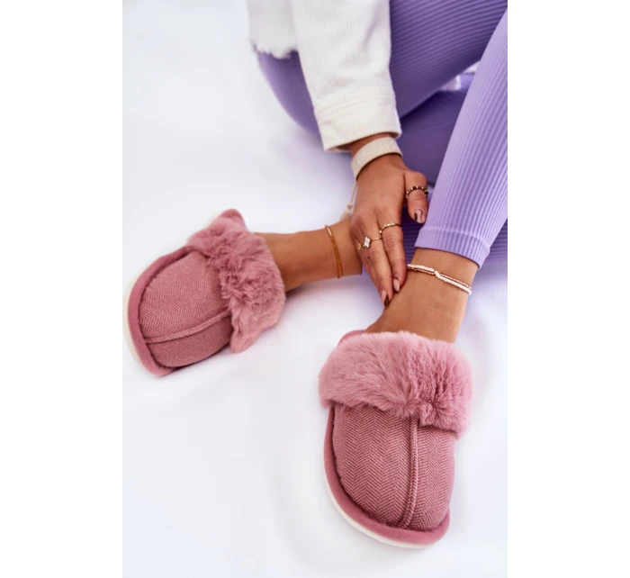 Dámské zateplené pantofle s kožíškem Tmavě růžové model 21603686 - Boto Dámské zateplené pantofle s kožíškem Tmavě růžové model 21603686 - Boto