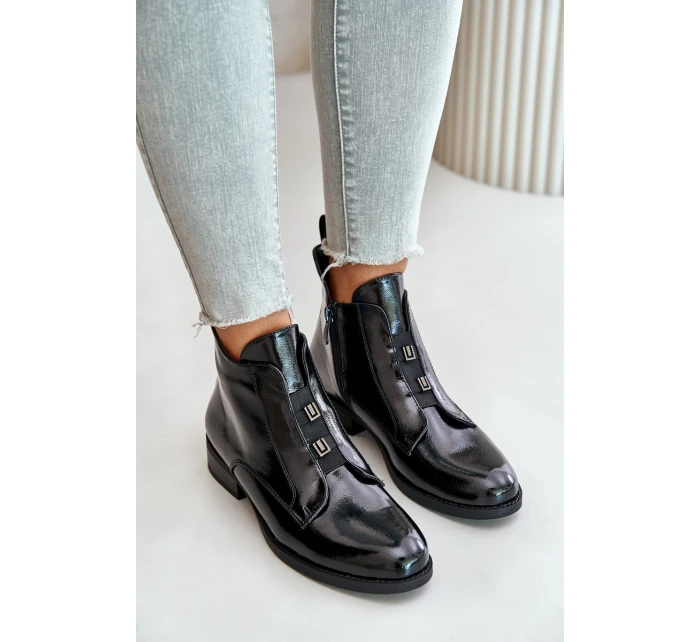 Lakované Boty Na Zip Zateplené Ploché Podpatky S.Barski HY42-717 Černé Lakované Boty Na Zip Zateplené Ploché Podpatky S.Barski HY42-717 Černé