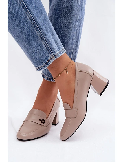 Kožené dámské polobotky na podpatku model 22100040 Béžové - VINCEZA