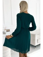 313-14 ISABELLE Plisované šifonové šaty s výstřihem - ZELENÉ