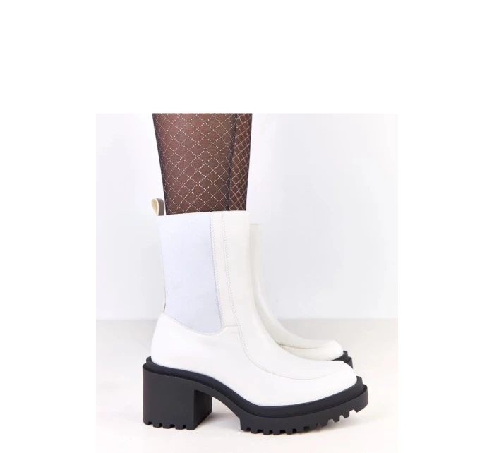 Boty na podpatku  model 219415 Solea