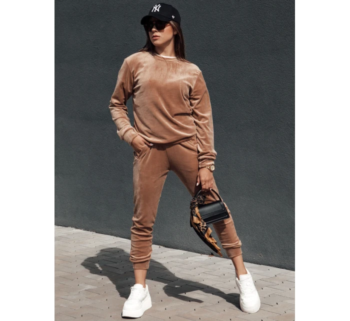 Dámský velurový komplet URBANVELVET světle hnědý FashionStreet AY1061