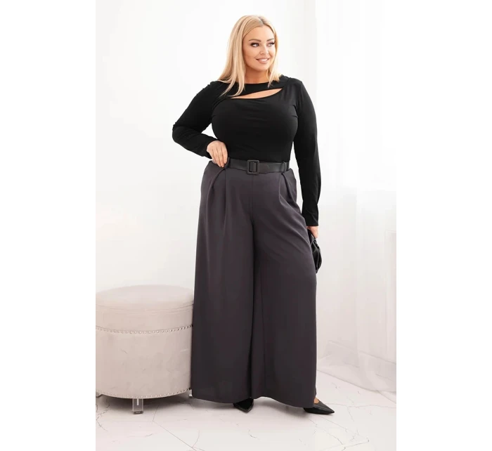 Dámské kalhoty Plus Size s širokou nohavicí a páskem grafitové Dámské kalhoty Plus Size s širokou nohavicí a páskem grafitové