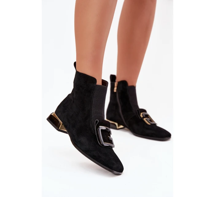 Kožené semišové dámské kotníky na nízkém podpatku s ozdobou D&A MR52-217 Černé