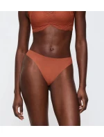 Pretty Micro String - UNKNOWN - TRIUMPH UNKNOWN - TRIUMPH Pretty Micro String - UNKNOWN - TRIUMPH UNKNOWN - TRIUMPH