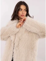 Světle béžový dlouhý dámský kabát z umělé kožešiny Goodlookin (G230132)