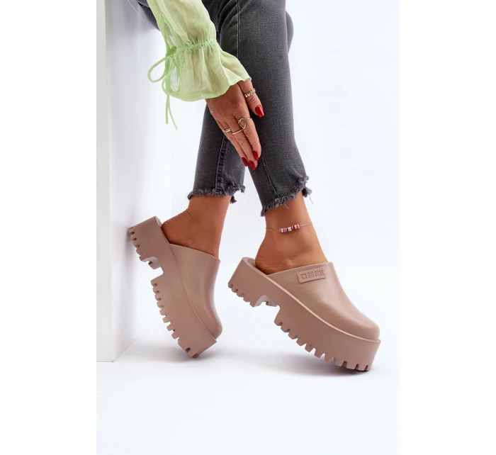 Dámské žabky na masivní podrážce Big Star model 21649446 Bílé - Big Star Shoes Dámské žabky na masivní podrážce Big Star model 21649446 Bílé - Big Star Shoes