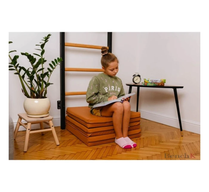SKLÁDACÍ GYMNASTICKÁ MATRACE HNĚDÁ 180CM BENCHK SKLÁDACÍ GYMNASTICKÁ MATRACE HNĚDÁ 180CM BENCHK