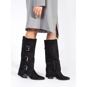 Zajímavé černé  kozačky dámské na širokém podpatku